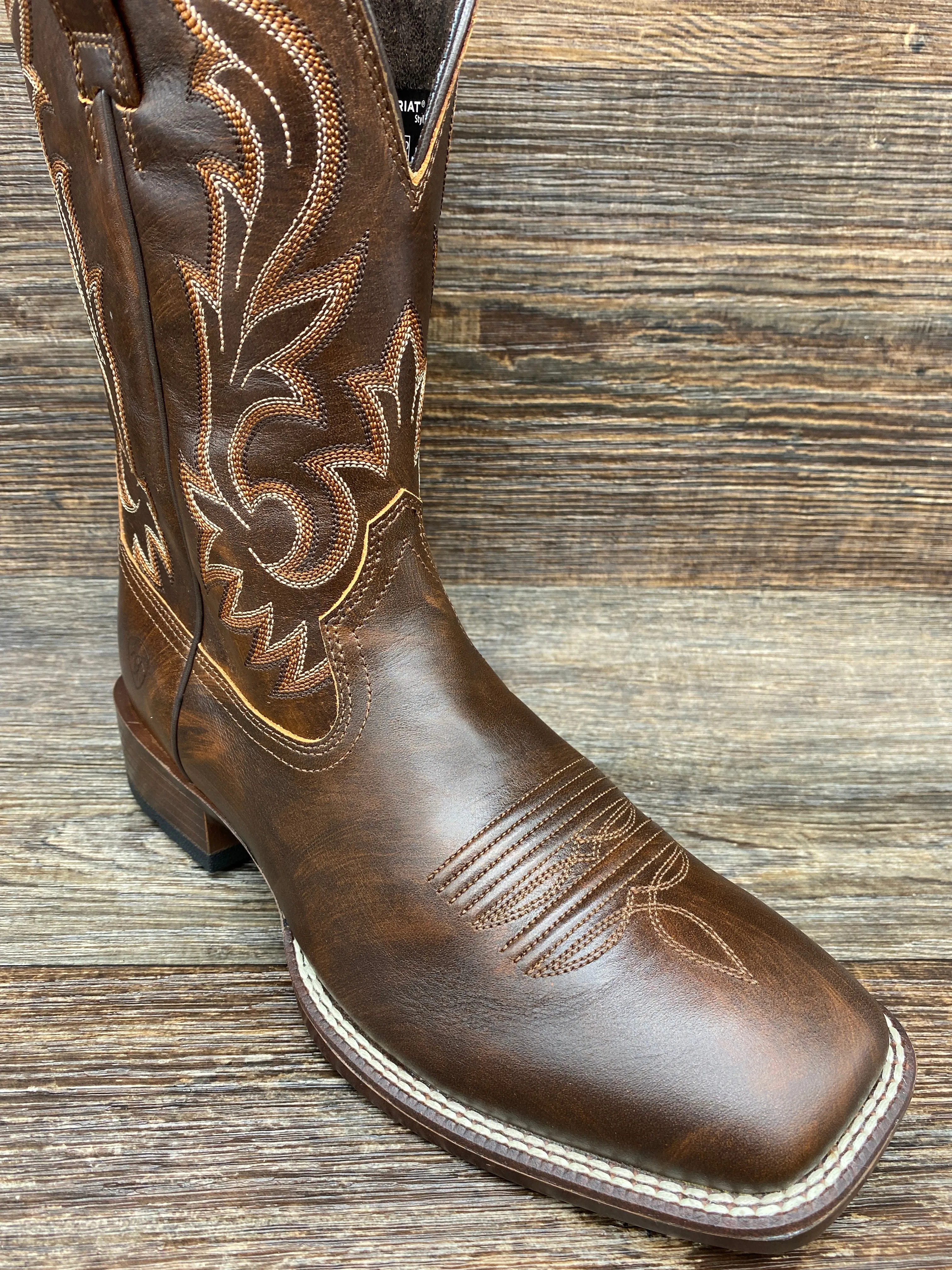 10038359 Men's Slim Zip Ultra Bantam Weight Western Boot by Ariat