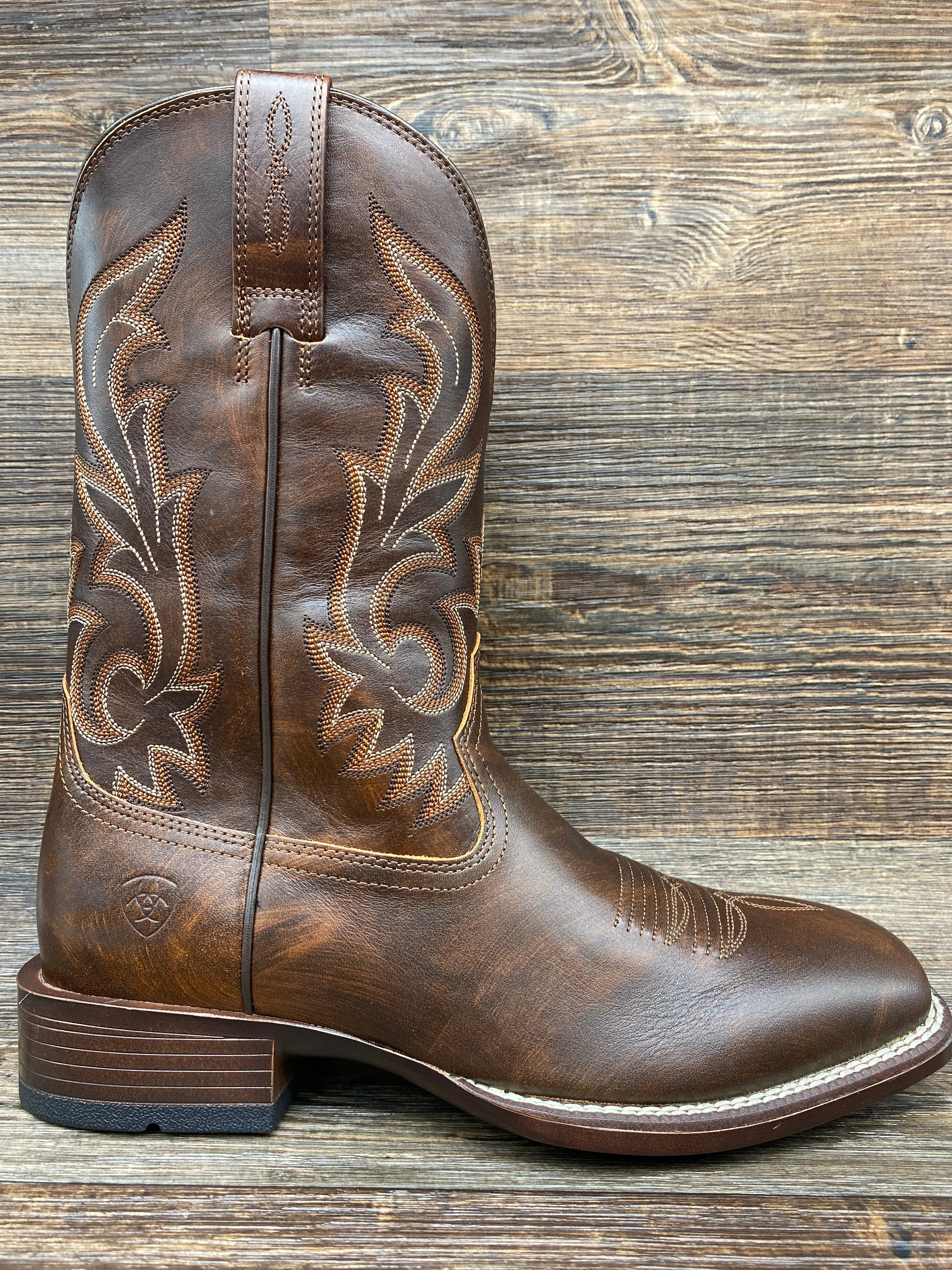 10038359 Men's Slim Zip Ultra Bantam Weight Western Boot by Ariat