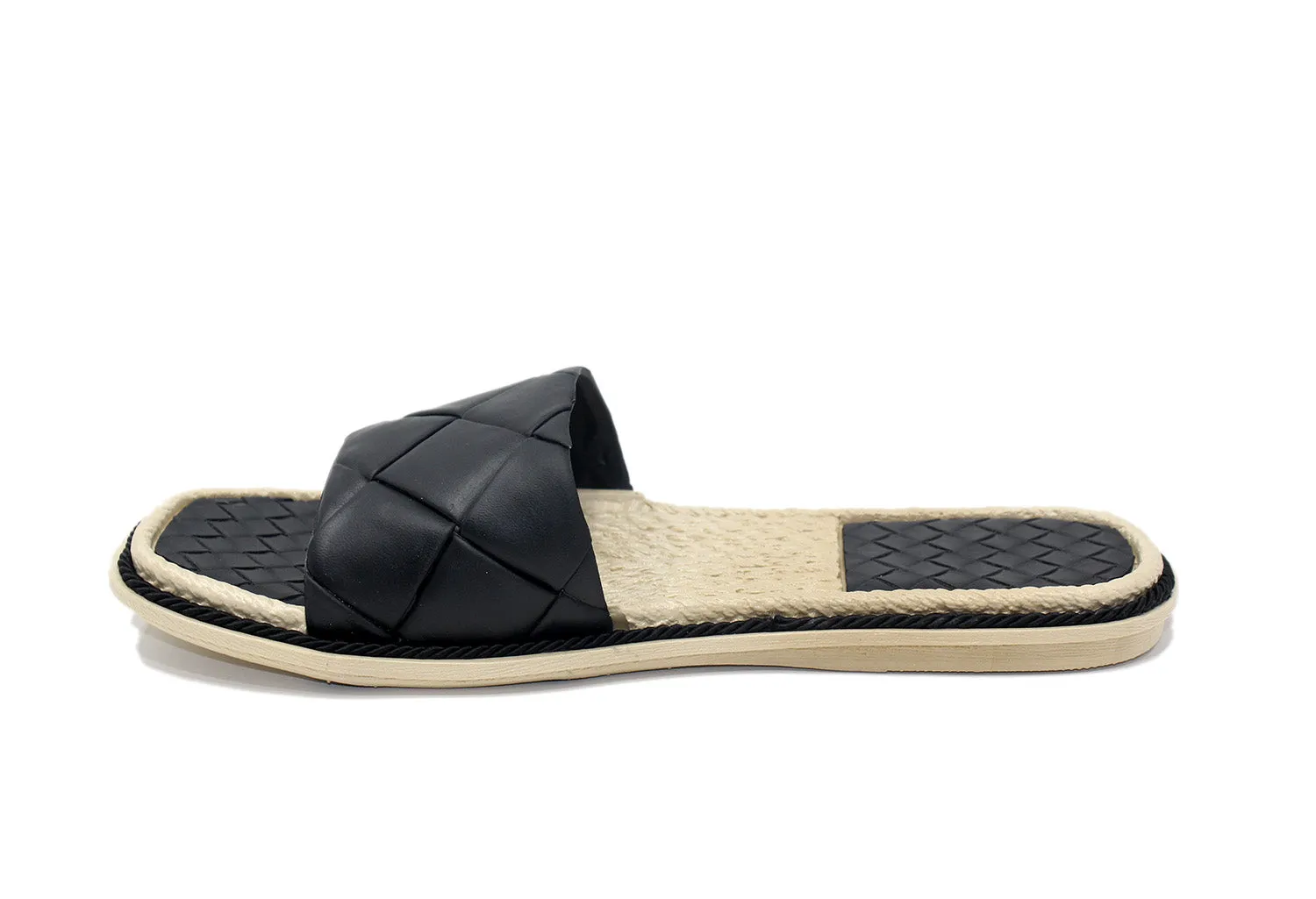 Black Quilt Look Slide