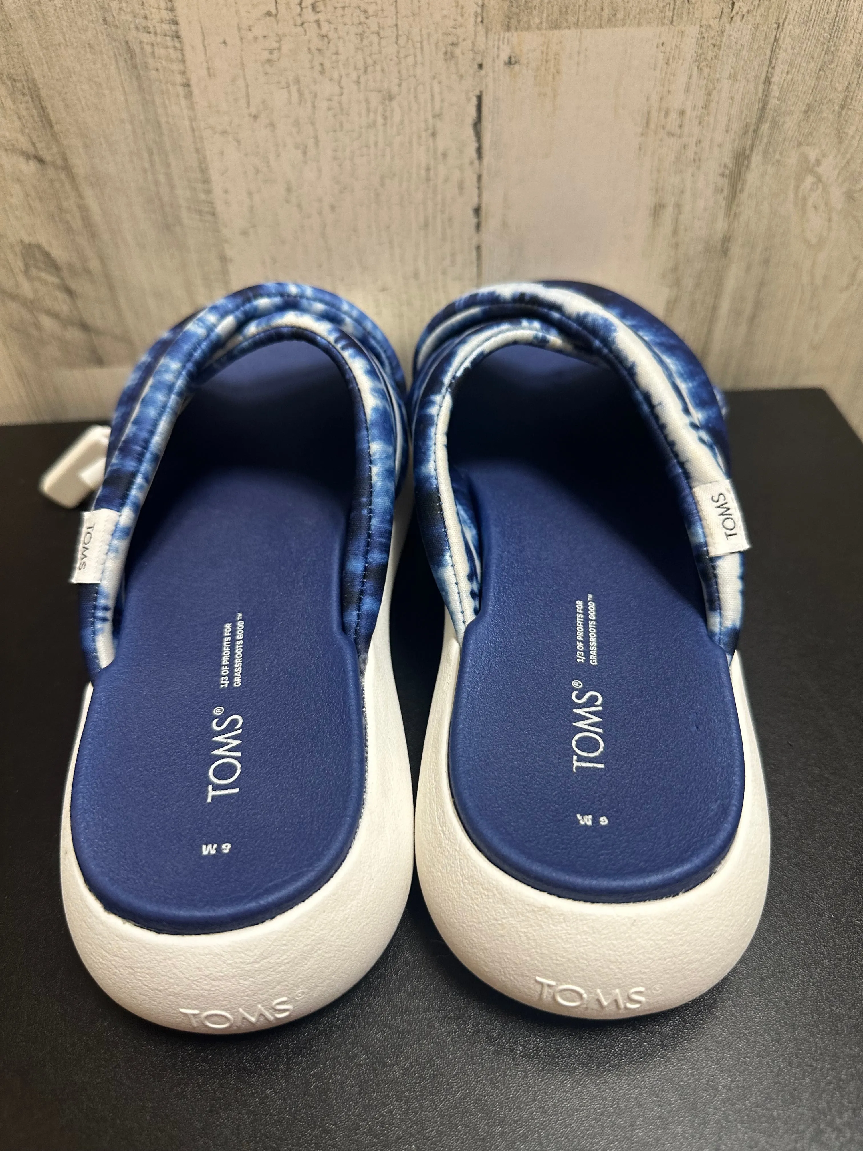 Blue Sandals Flats Toms, Size 9