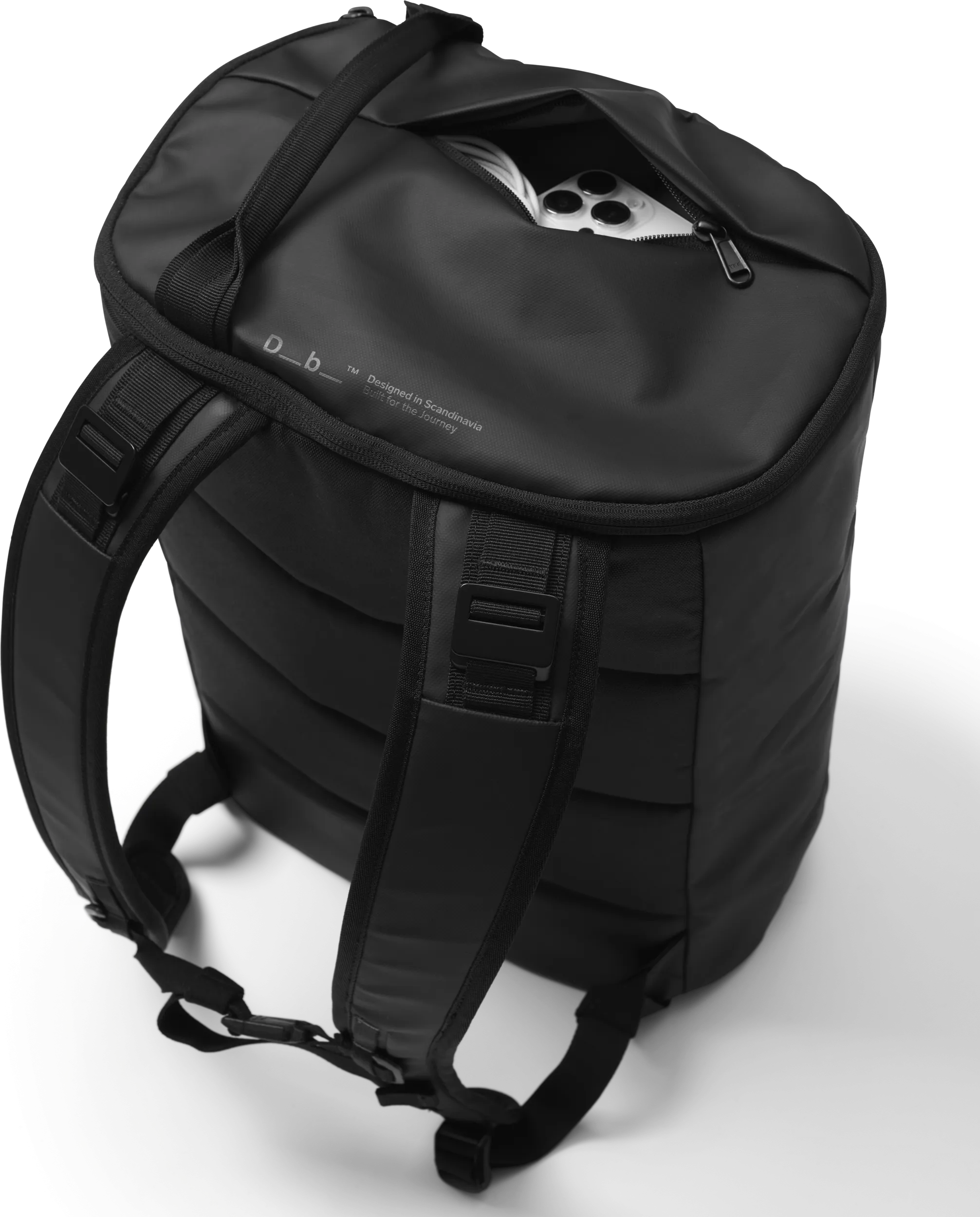 Db Roamer Duffel Pack 25L Black Out | Buy Db Roamer Duffel Pack 25L Black Out here | Outnorth