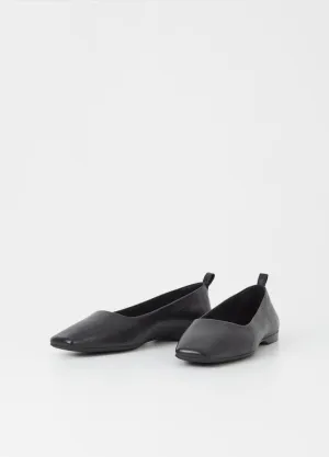 Delia flat Leather Black - Vagabon