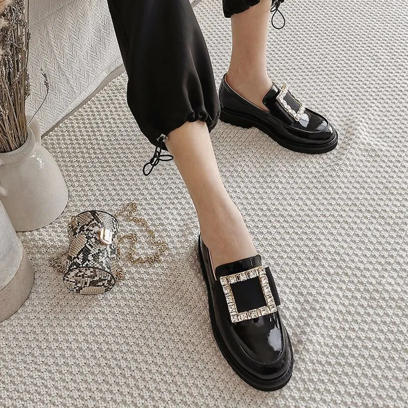 famous brand crystal square buckle flats women japanned leather brogue shoes British oxford creepers derby shoes woman loafers