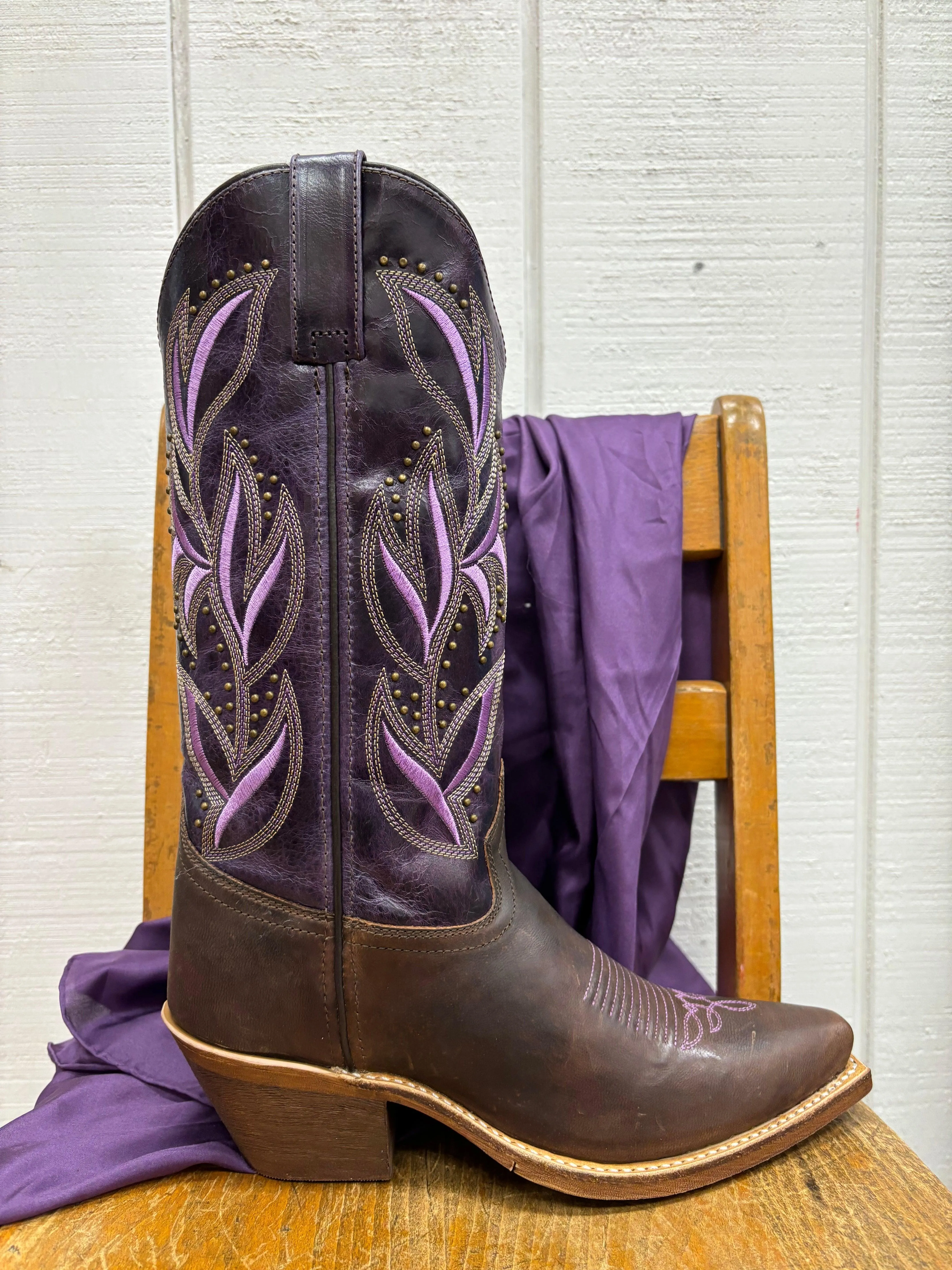 Laredo Women's Dark Brown and Lavender Embroidered Snip Toe Cowgirl Boots 52214