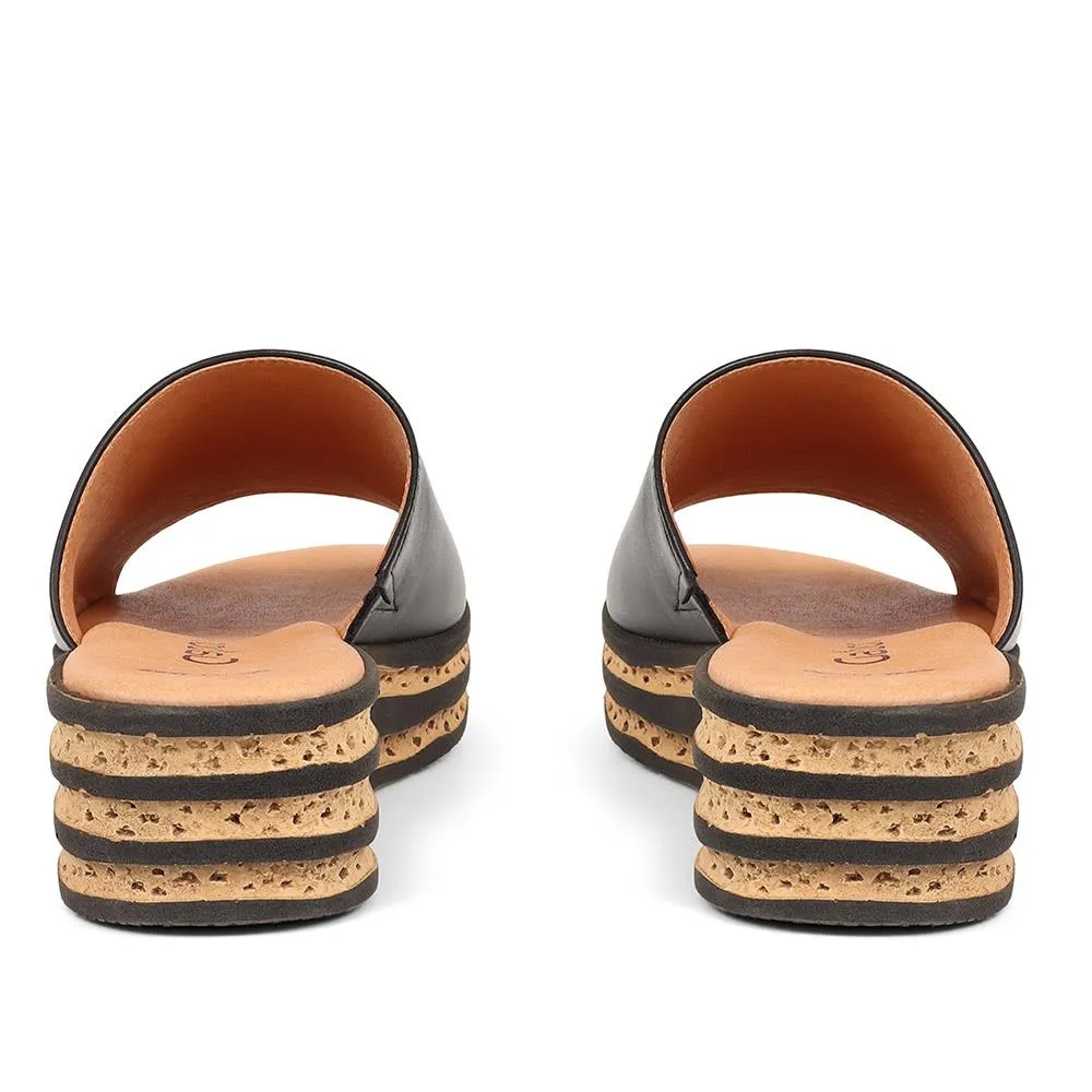 Leather Slip On Sandals - GAB37508 / 323 539