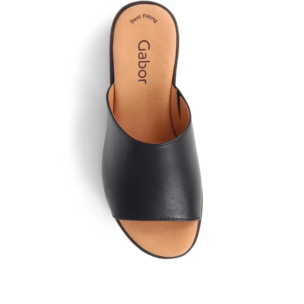 Leather Slip On Sandals - GAB37508 / 323 539