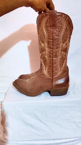 MV70# Classic Cowboy Boots