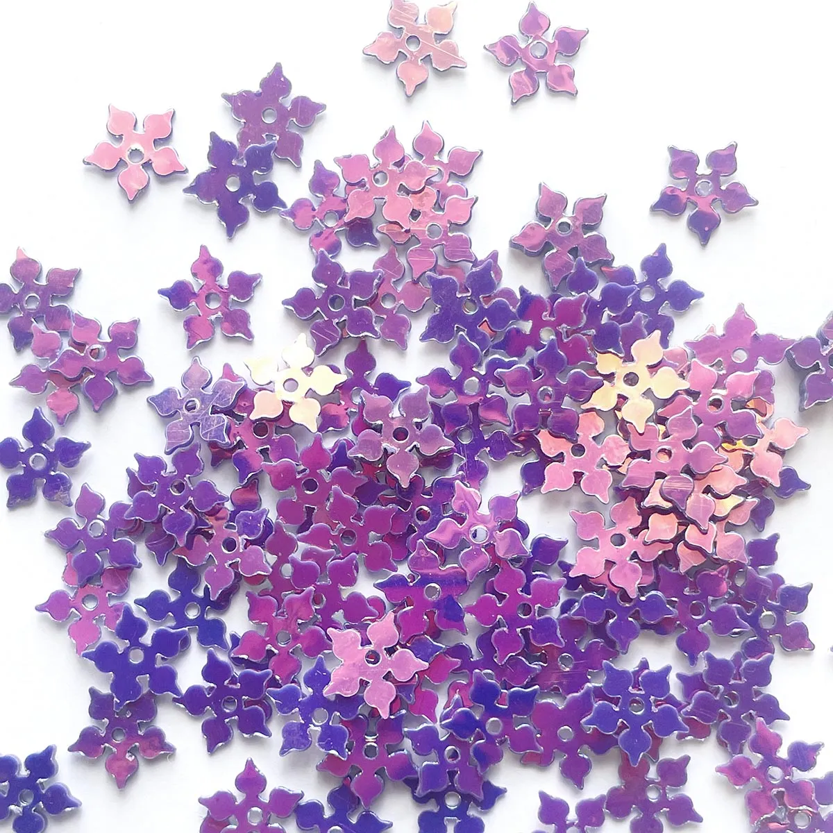 Sequins - Snowflake - 8mm - Pink with Mauve and Purple Lights (S41)