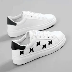 Side butterfly Sneaker