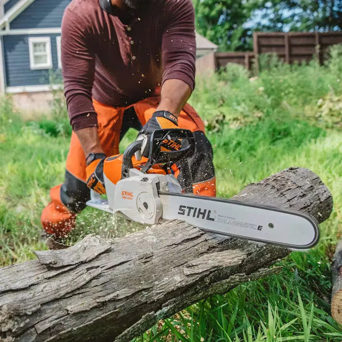 Stihl | MSA 220 C-B Battery-Powered Chainsaw | 14" bar w/ AP 300 S battery & AL 301 charger (MSA220-14-AP300S-AL301-COMBO)